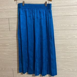 🌼 Silk accordion pleated midi skirt. Size 16